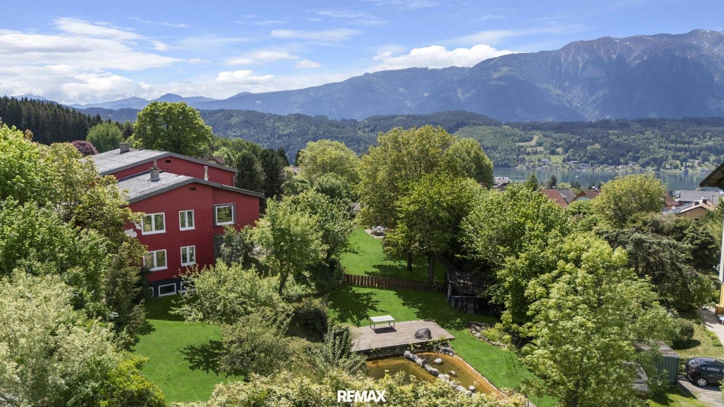 Mehrfamilienhaus mit Panoramablick und Entwicklungspotenzial