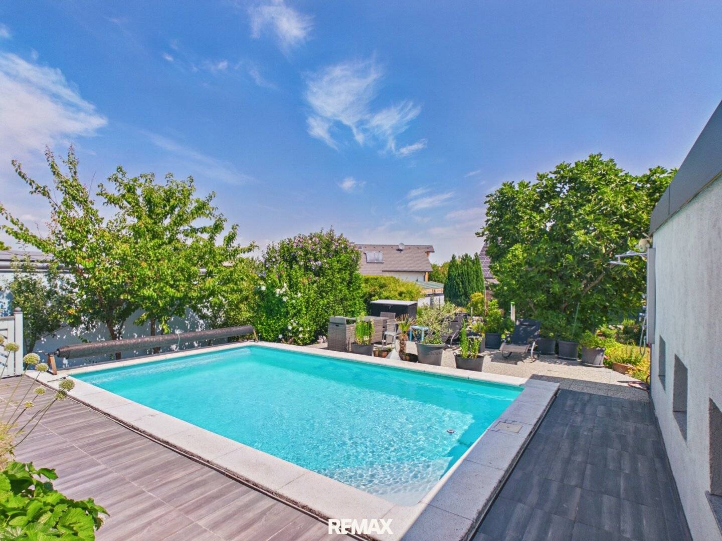 Energy-efficient house with heated pool and spacious garden