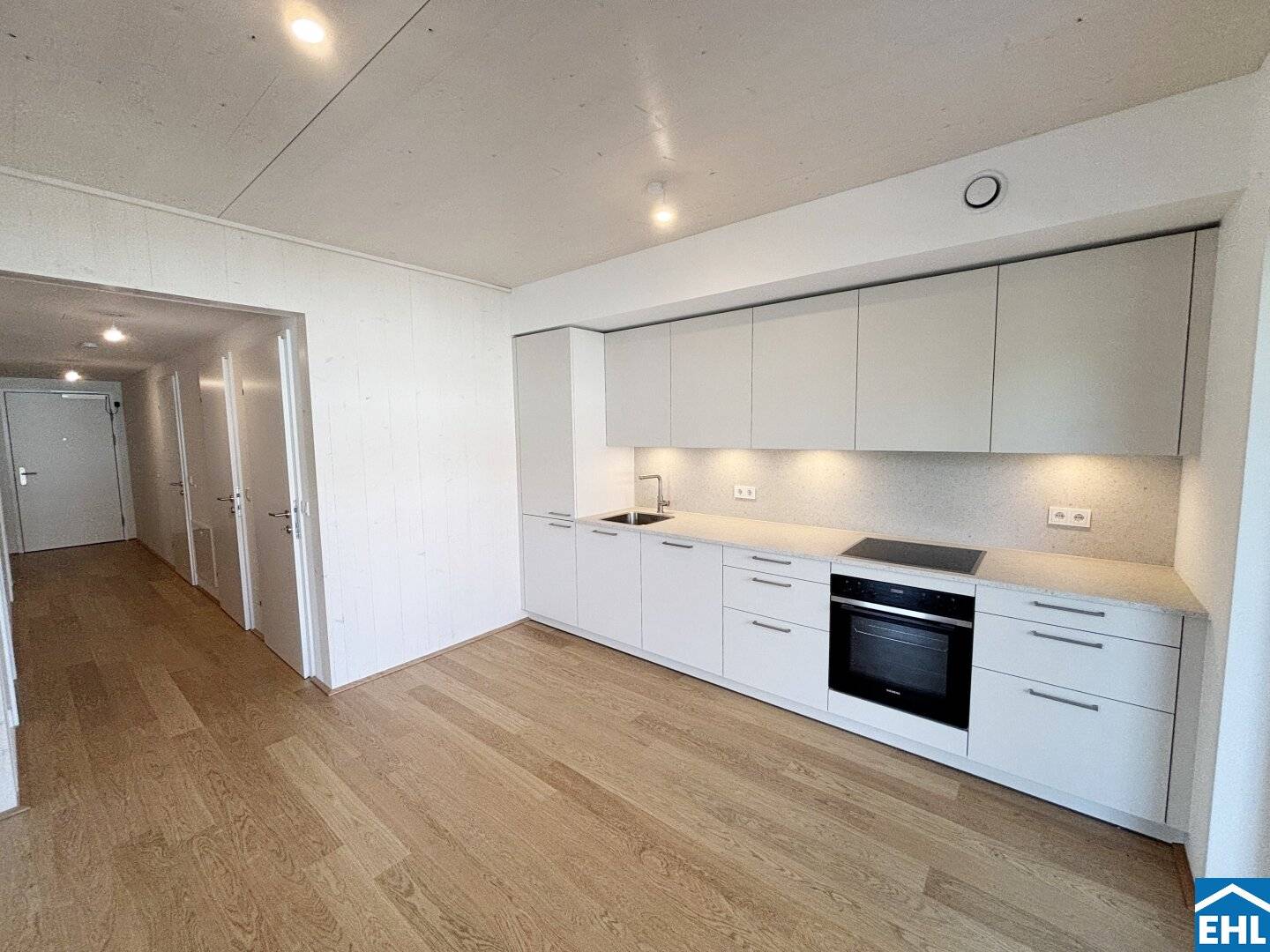 Erstbezug Neubauwohnung mit Balkon und Fußbodenheizung