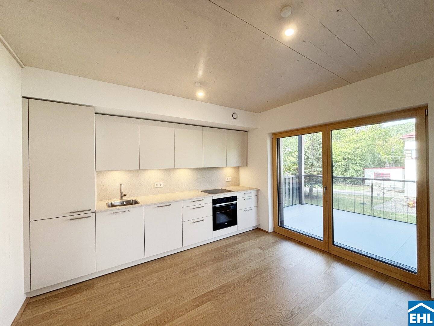 Erstbezug Neubauwohnung mit Balkon und Fußbodenheizung