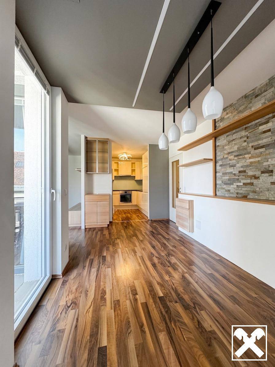 Modern new-build apartment with loggia near Vierthalerpark
