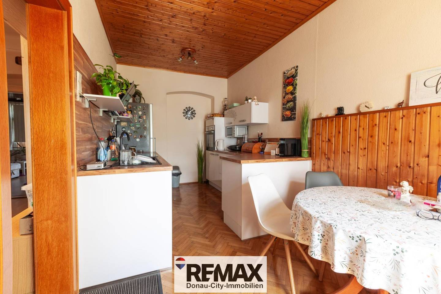 Anlegerwohnung mit Kellerabteil in saniertem Haus