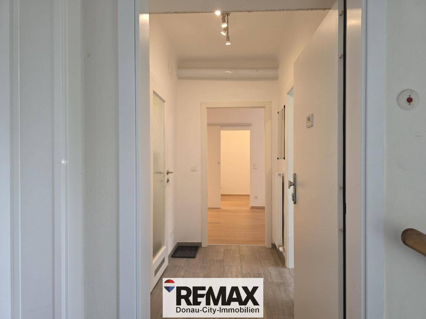 Move in ready apartment with park like courtyard view