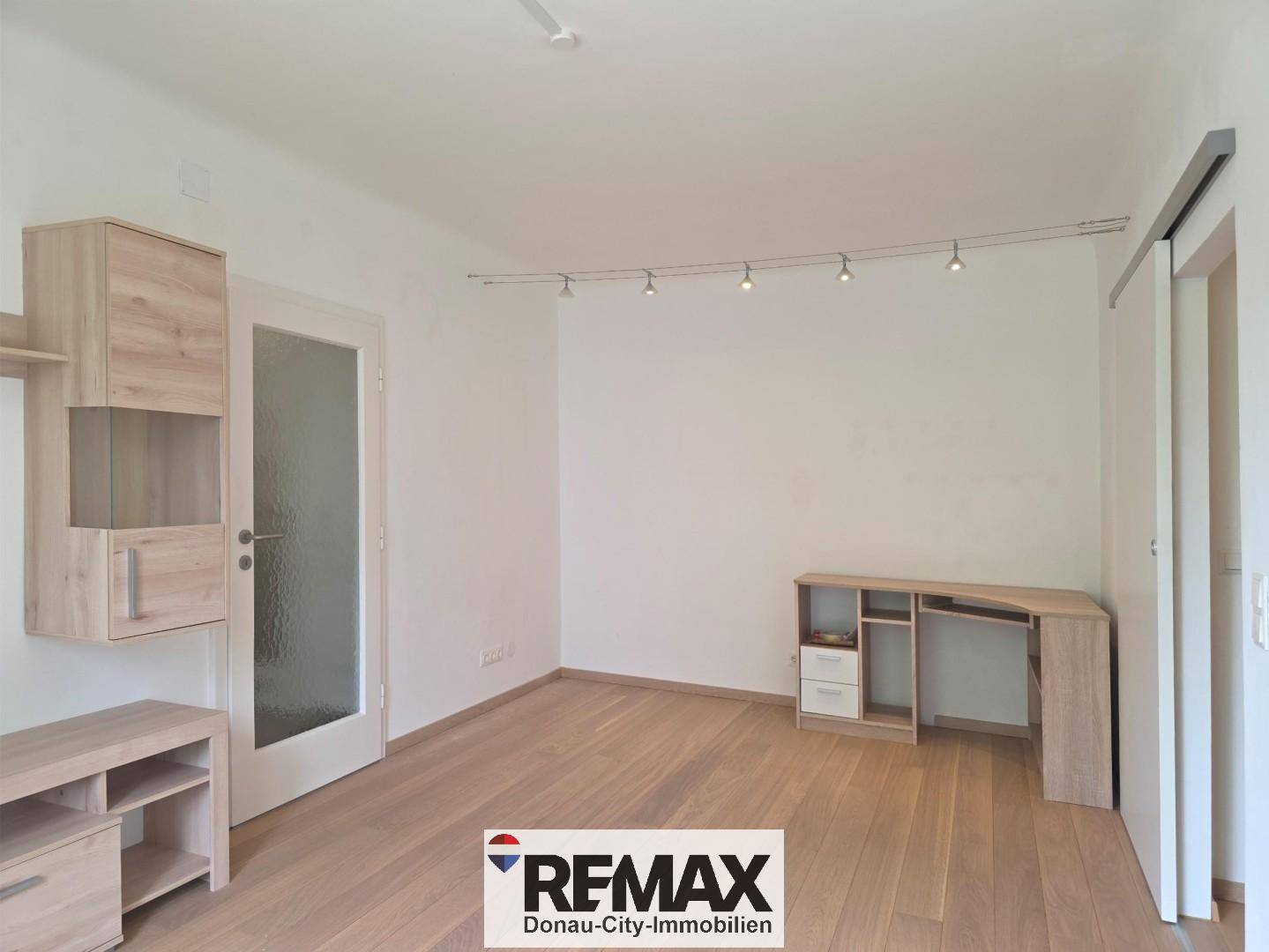 Move in ready apartment with park like courtyard view