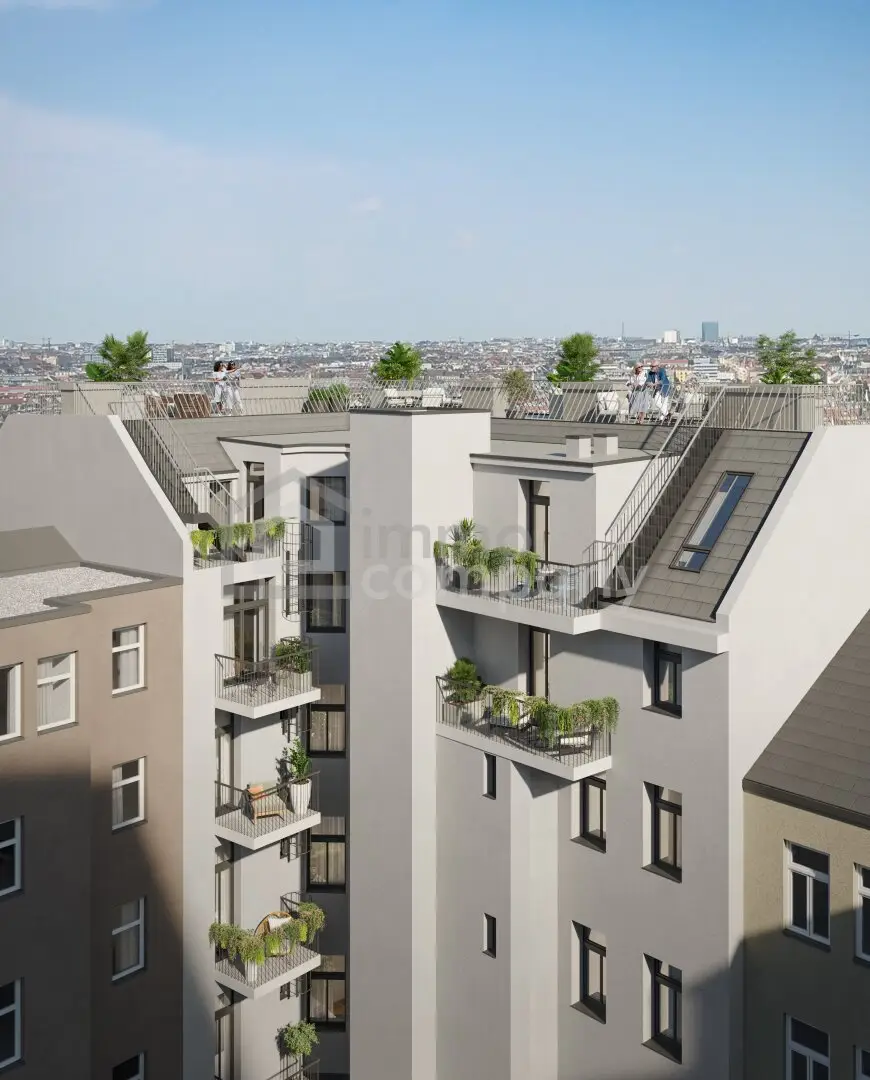 Top floor apartment in prime location renovated