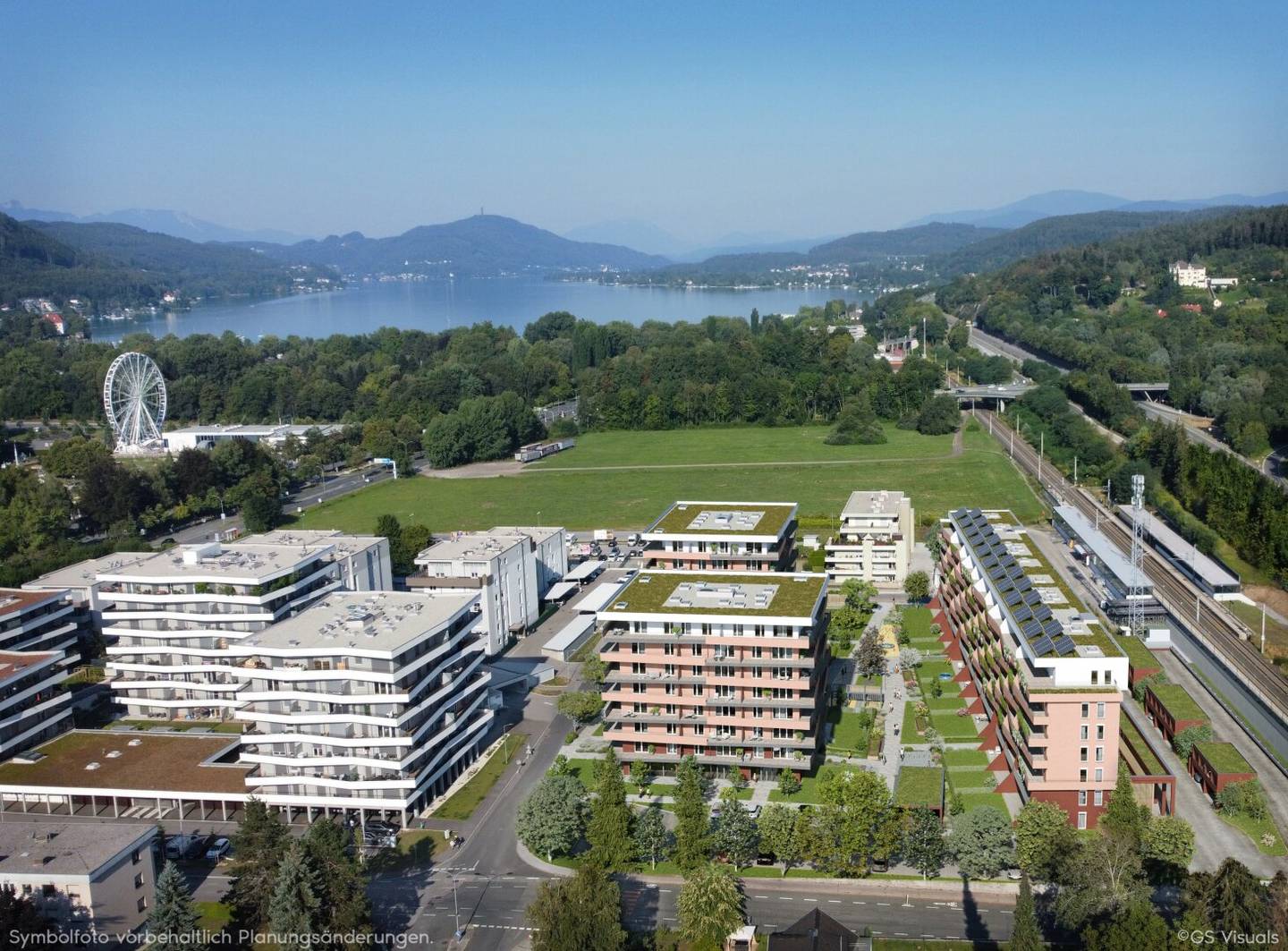 Bright Apartment with Balcony near Lake Wörthersee