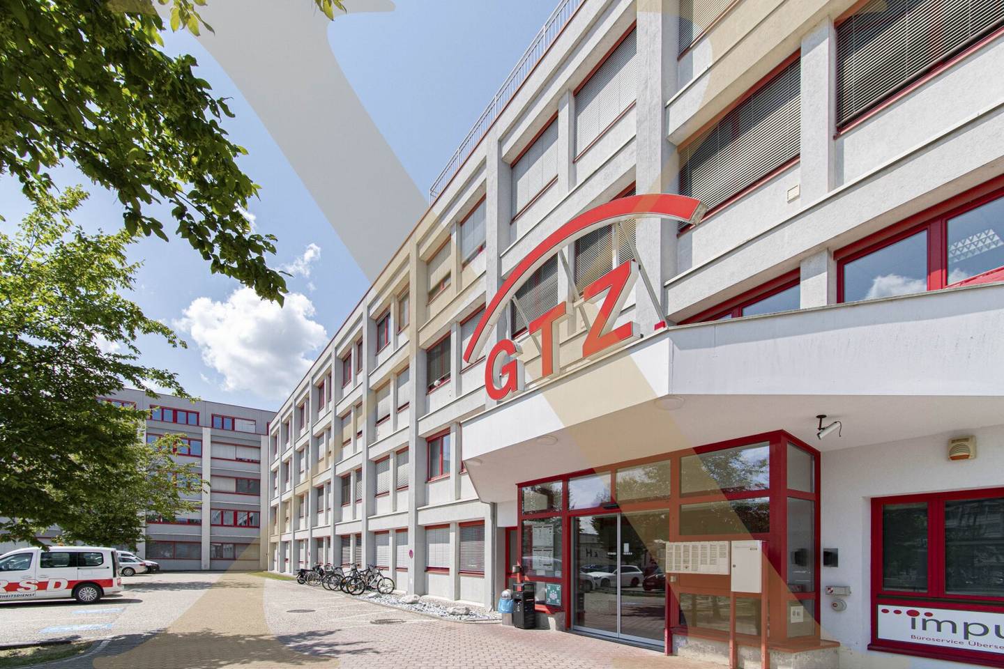 Start-Up office space with ideal transport connections in Wels/Lichtenegg for rent