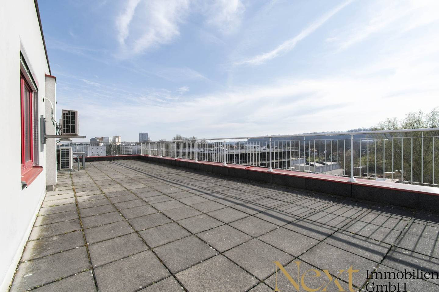 Air-conditioned! Spacious office space with ideal transport connections in Wels/Lichtenegg for rent