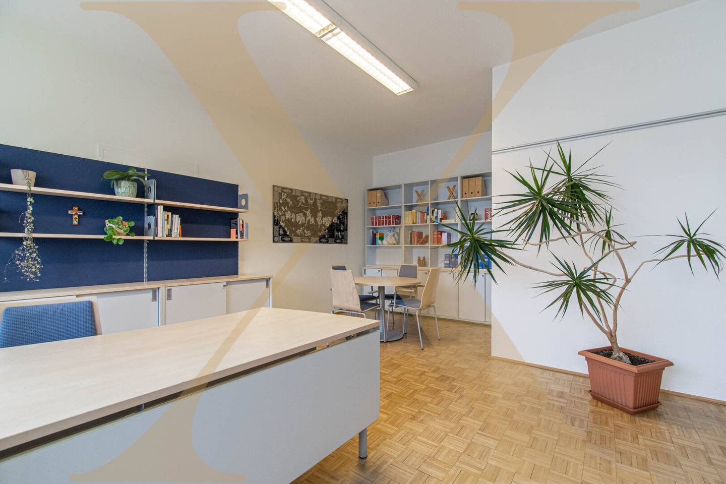 Attractive office space in Linzer Zentrum with parking spaces for rent