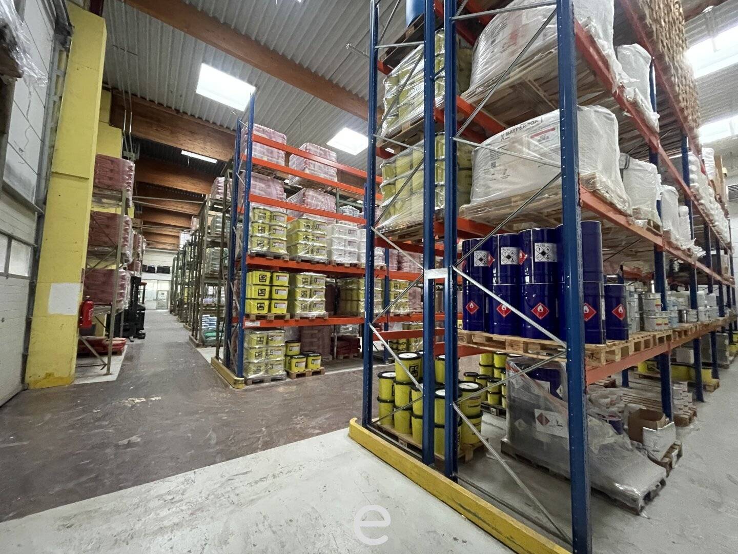 858m² storage space in Linz/ Harbor, short-term rental also possible!