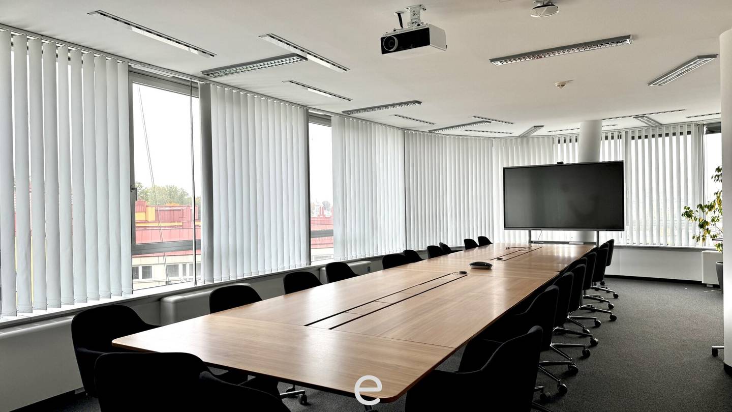 Arbeiten mit Aussicht: Büro im Skyline Office
