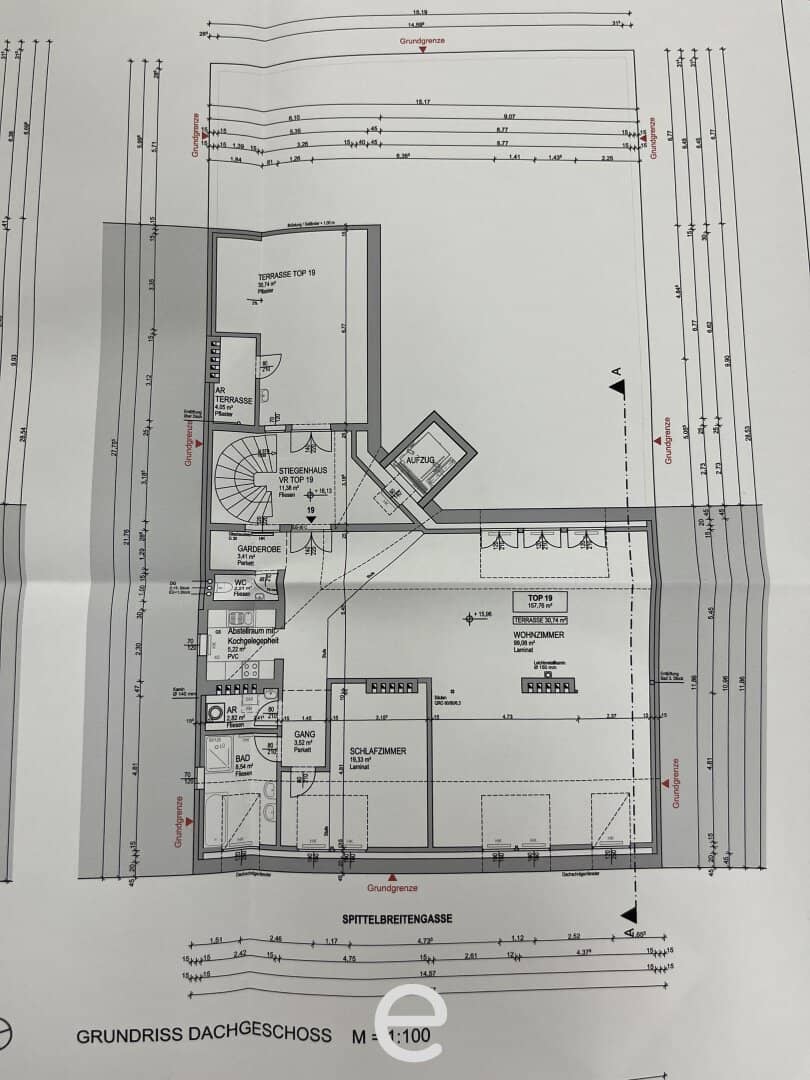 Stadtleben mit Panorama – Stilvolle Dachgeschosswohnung im Gründerzeithaus
