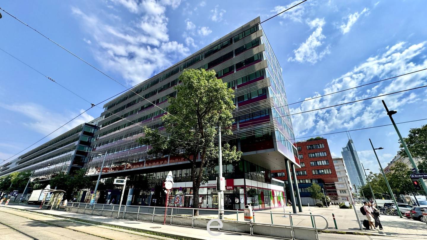 Business Center: Office space directly on Dresdner Straße
