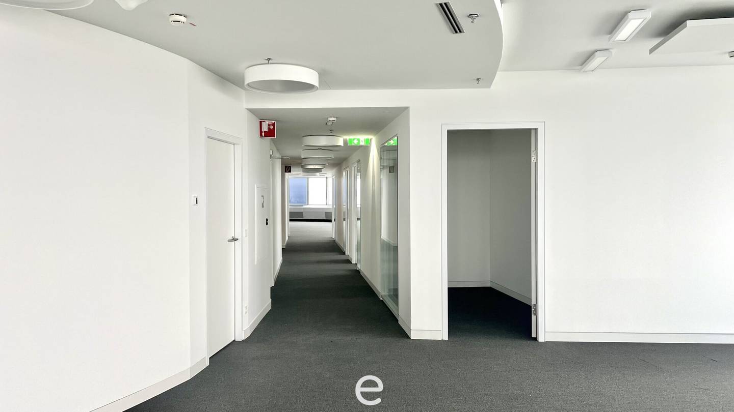 Traumhafte Büroflächen im Millennium Tower 27.OG
