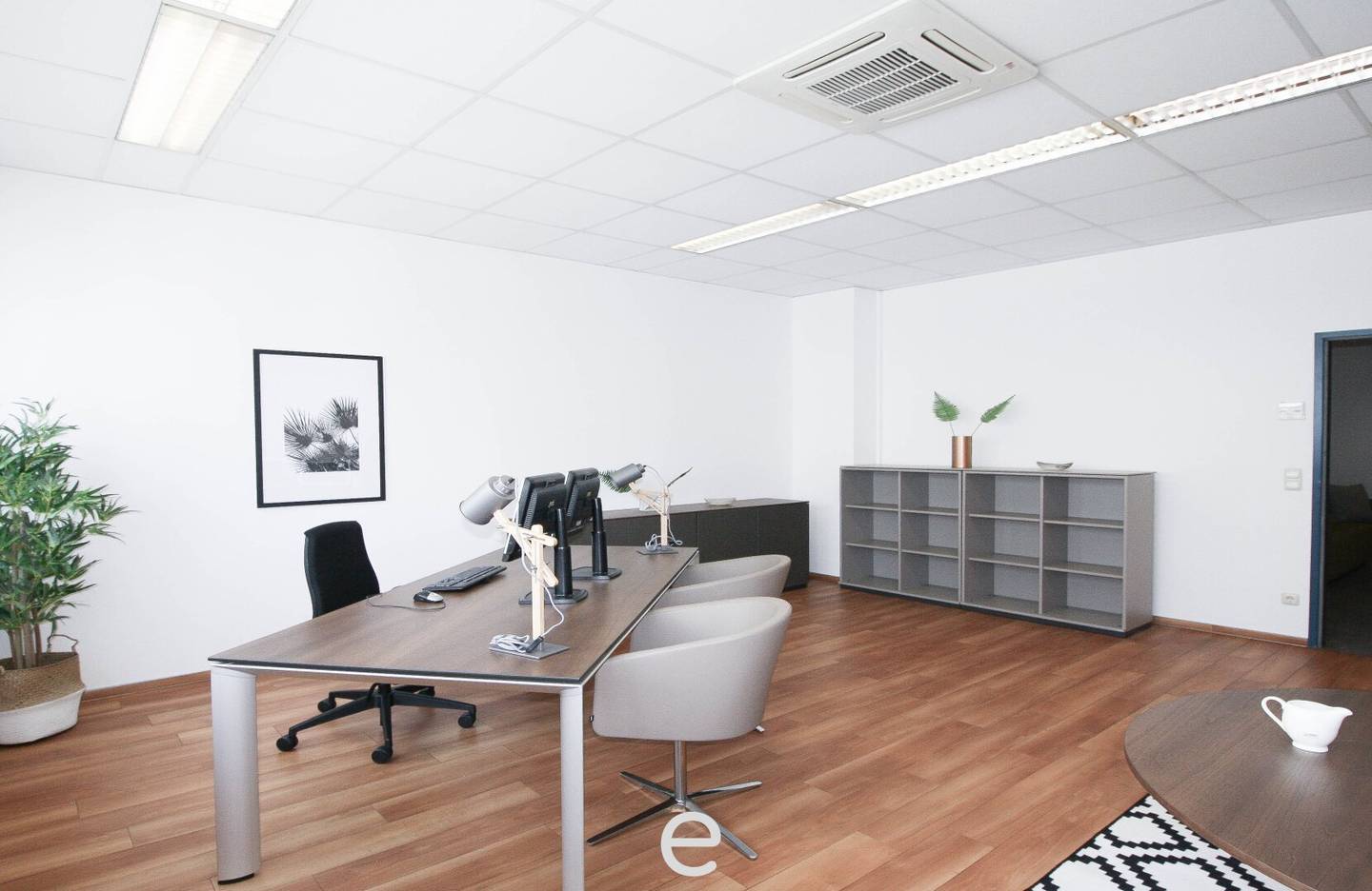 Spacious office space in the new office building on Franzosengraben