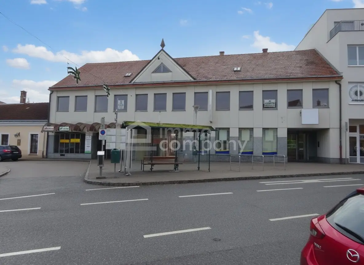 Geschäftsfläche in begehrter Lage in Hollabrunn für Ärztezentrum, Gastro, Friseure, Bank, Blumenladen,...