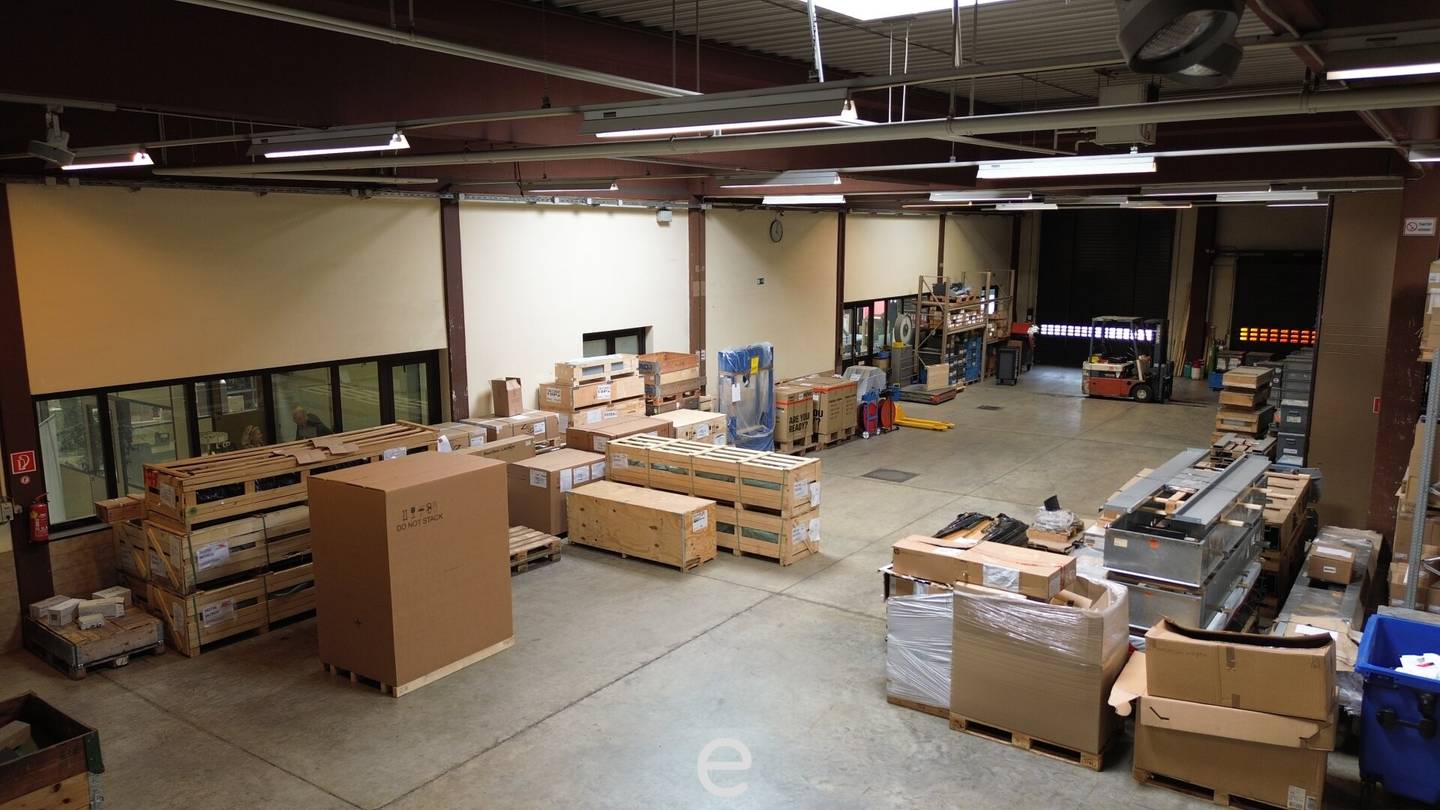 600 m² warehouse space and individual office spaces in Vienna for rent