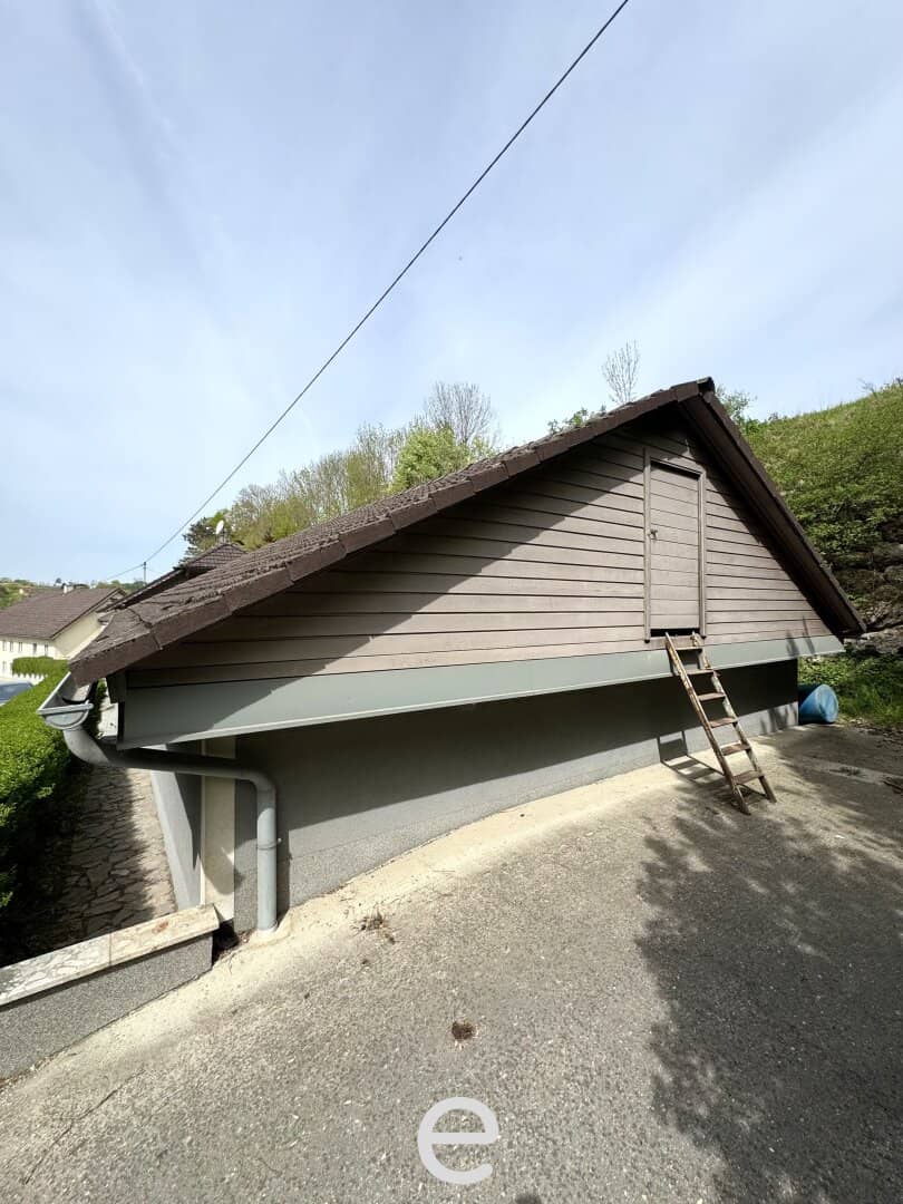 Großzügiges Einfamilienhaus mit XXL-Doppelgarage & viel Potential in Steinerkirchen an der Traun
