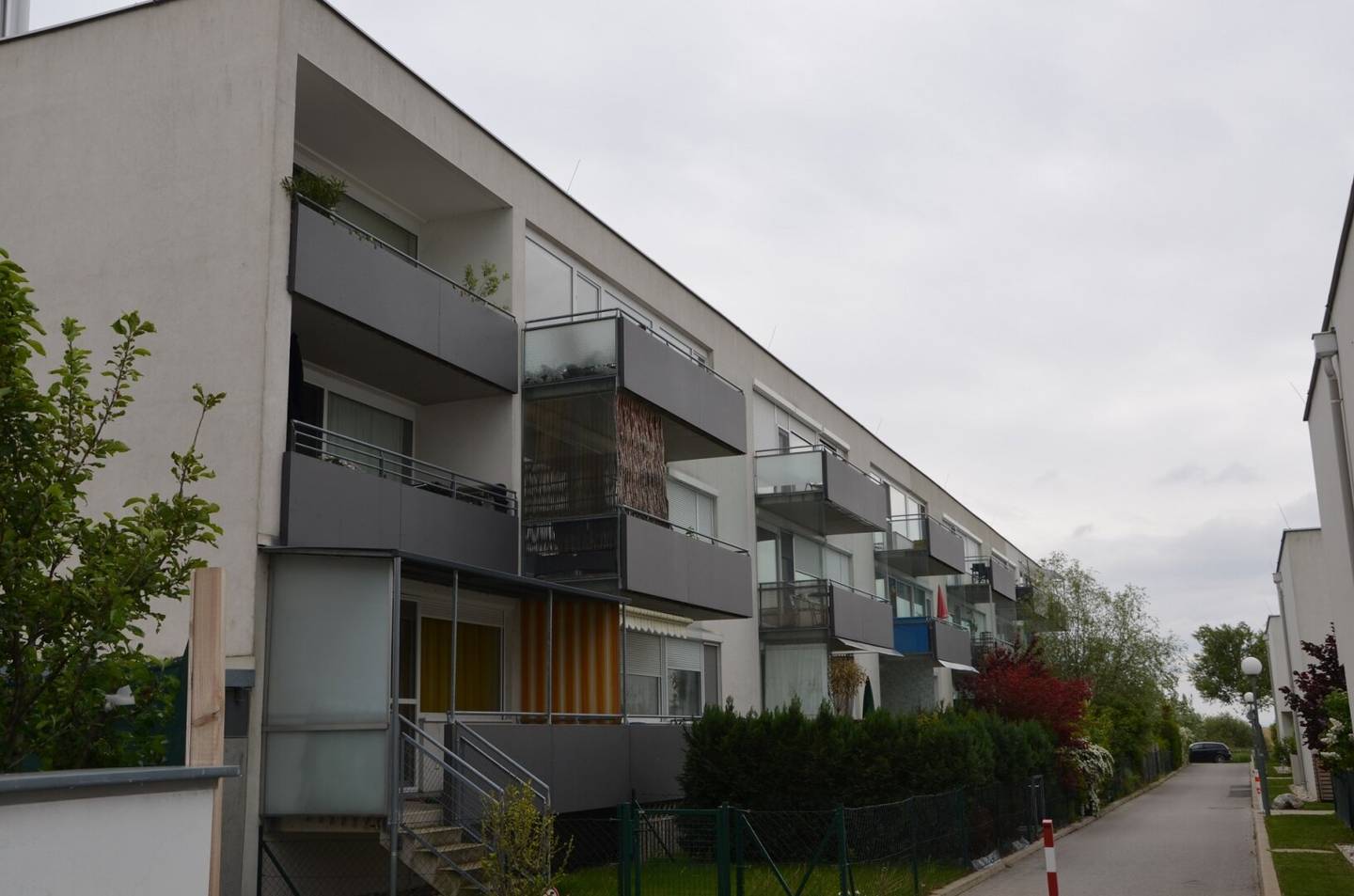 Johann-Lex-Straße 20 | Garage spaces