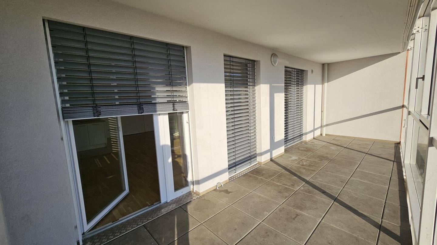 schöne, unbefristete Wohnung mit Küche!