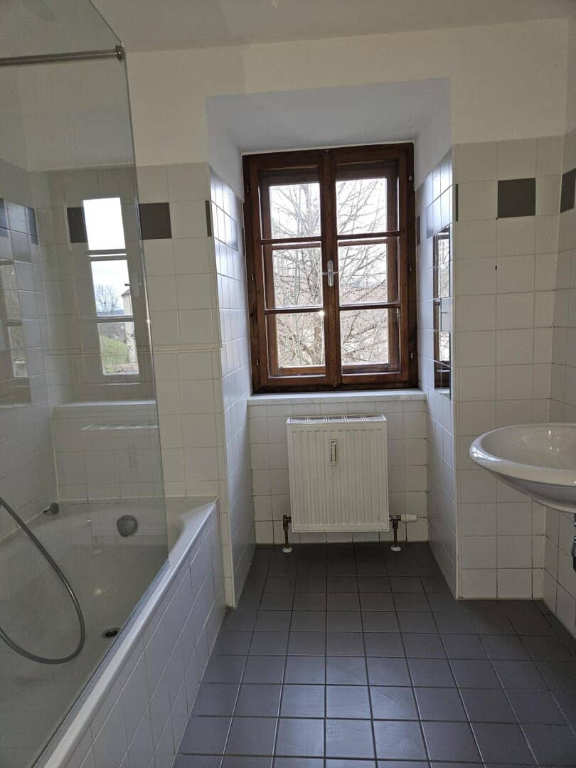 Ruhige 2 Zimmer Wohnung mit Balkon