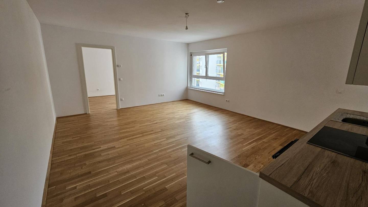 UNBEFRISTET! Schöne Wohnung mit größer Loggia