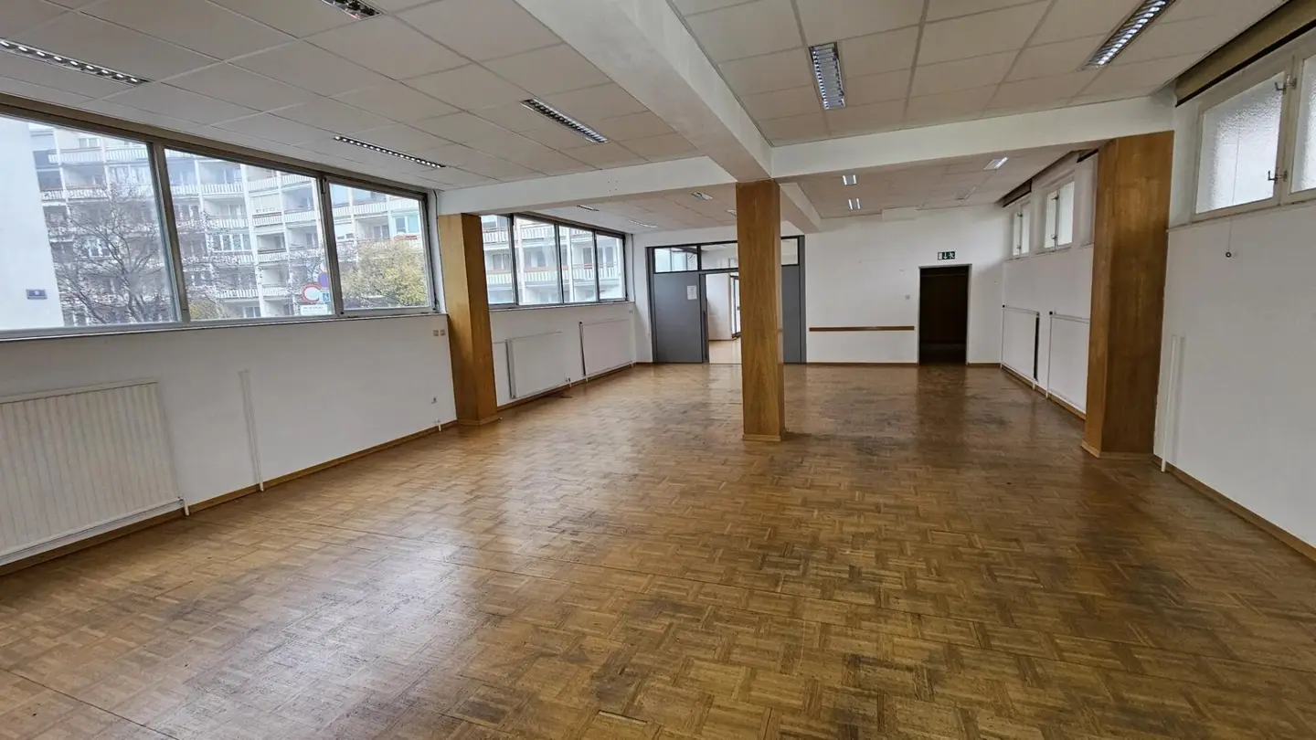Commercial space in a central location