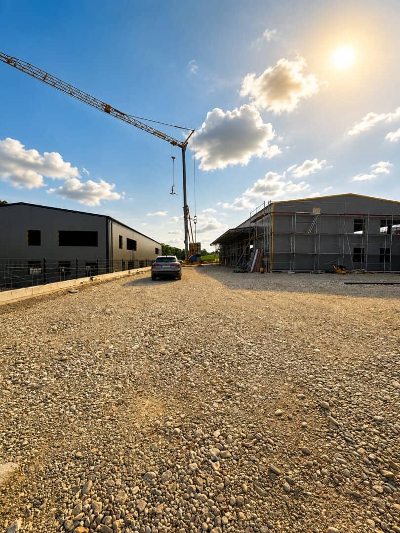 For Rent Modern industrial hall with office space new build in top location of Thalheim