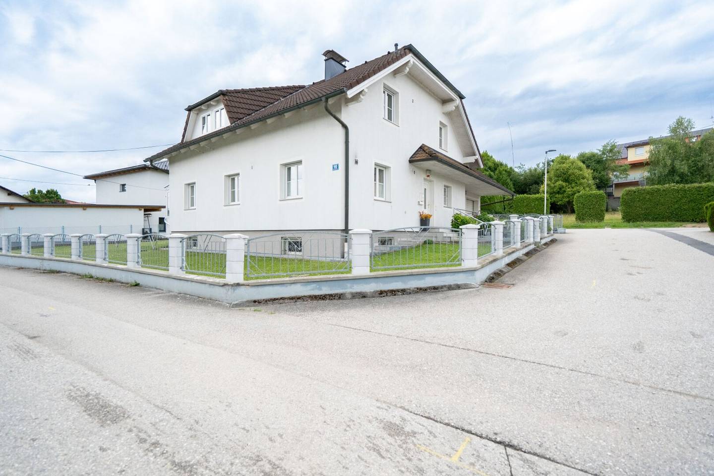 Charmantes Ein/Zweifamilienhaus mit großzügigem Garten in Neuhofen an der Krems zu kaufen!
