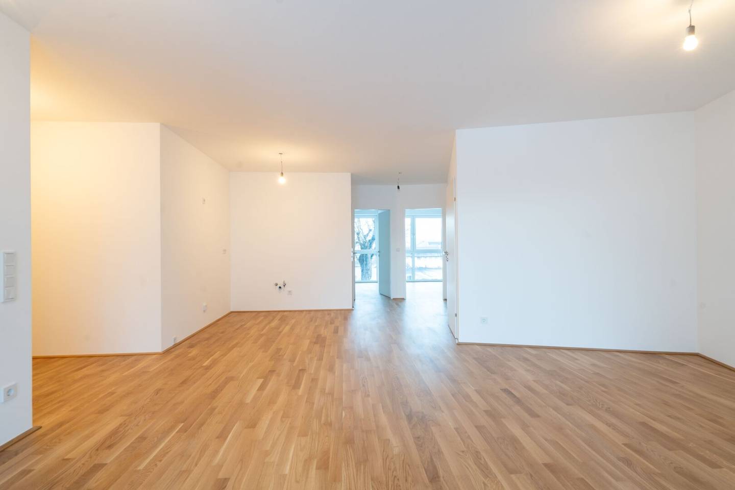 PROVISIONSFREI – Top-Erstbezug in Wels: Stilvolle Wohnung mit Balkon und Tiefgarage zu kaufen!