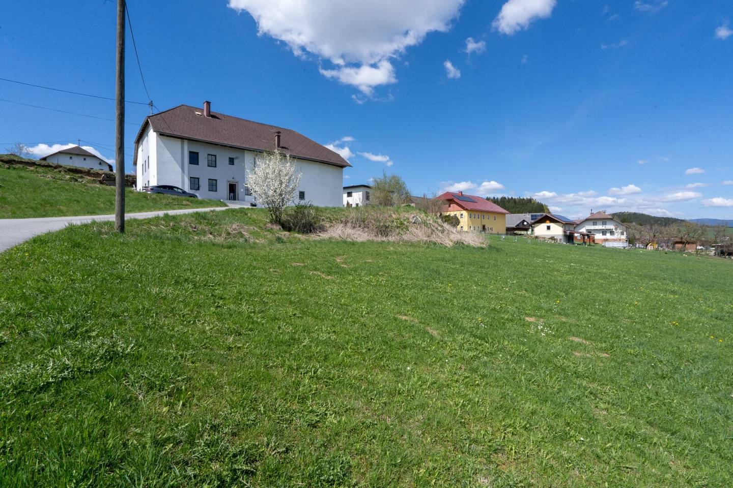 Charmantes Wohnhaus mit großem Entwicklungspotenzial zu KAUFEN