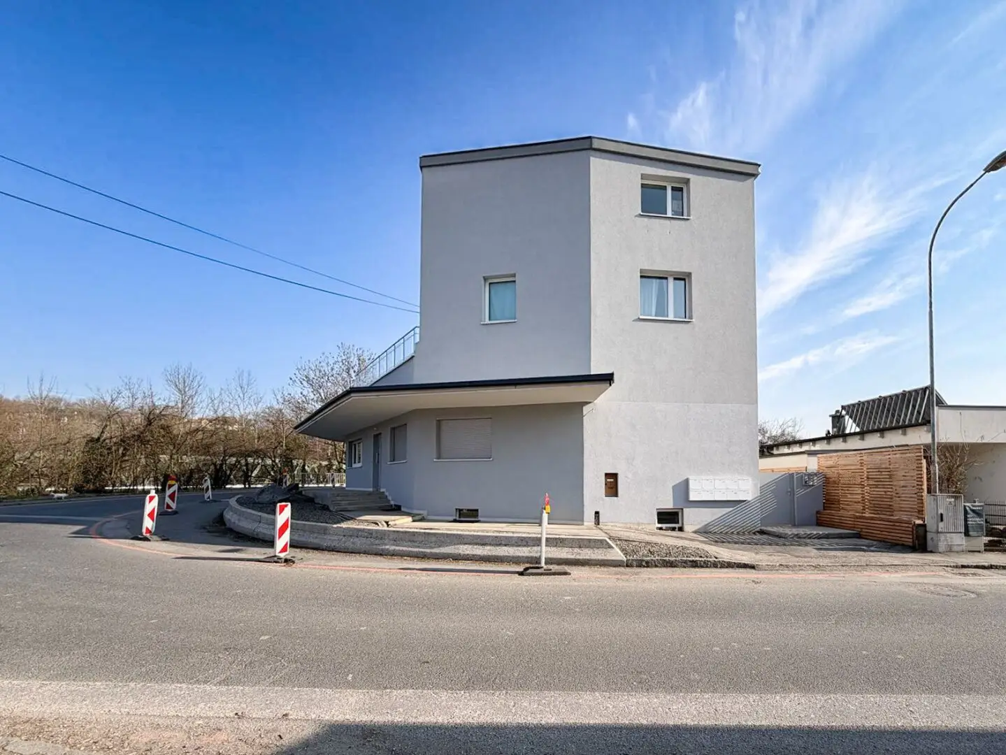 Top saniertes Zinshaus in Ansfelden – 519 m² Wohnfläche & attraktives Renditepotenzial ZU KAUFEN