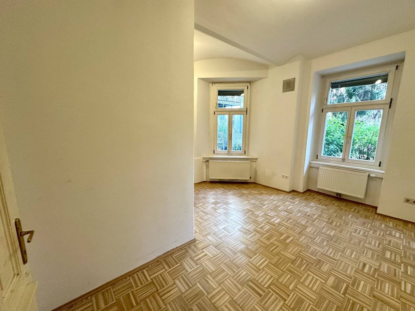 Charmante 2,5-Zimmer-Altbauwohnung mit separater Küche unmittelbar neben dem Grazer Lendplatz – unbefristeter Mietvertrag möglich - Provisionsfrei!