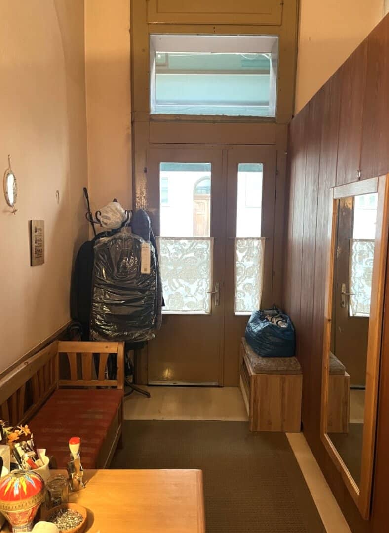 Wohnungseigentumspaket - Gewerbefläche und kleine Wohnung mit Balkon in sehr guter Lage in der Steyrergasse nahe der Grazer Innenstadt zu Verkaufen - bestandsfrei