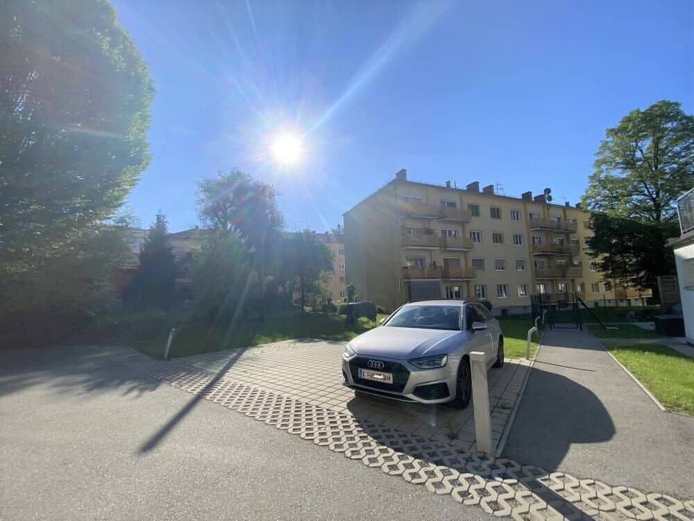 Car parking space in Mariatroster Straße for rent