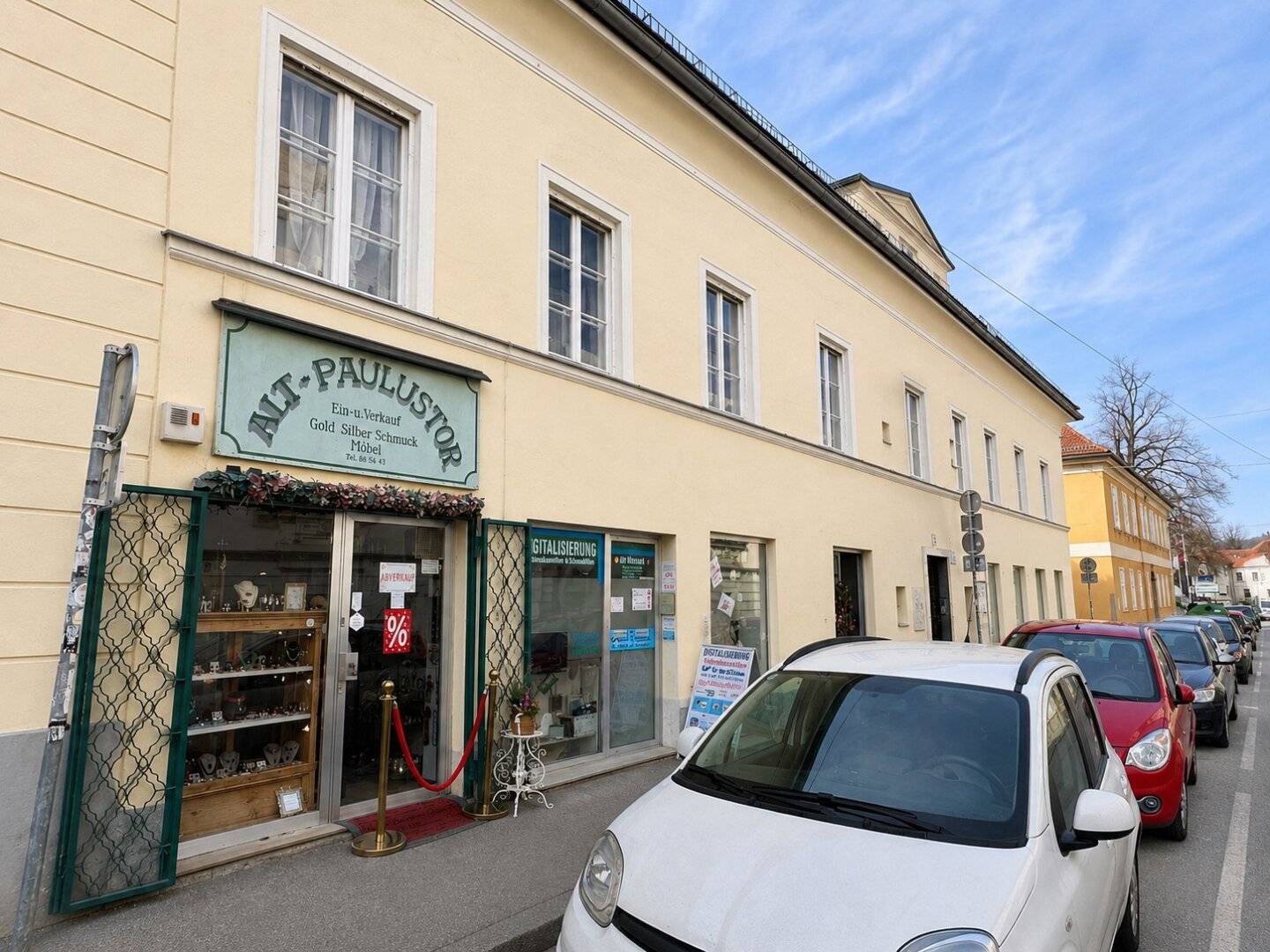 Gut sichtbares Gewerbeobjekt in bester Lage im Herzen der Grazer Altstadt direkt am Karmeliterplatz, am Schloßberg und am Stadtpark - 1. Bezirk Innere Stadt