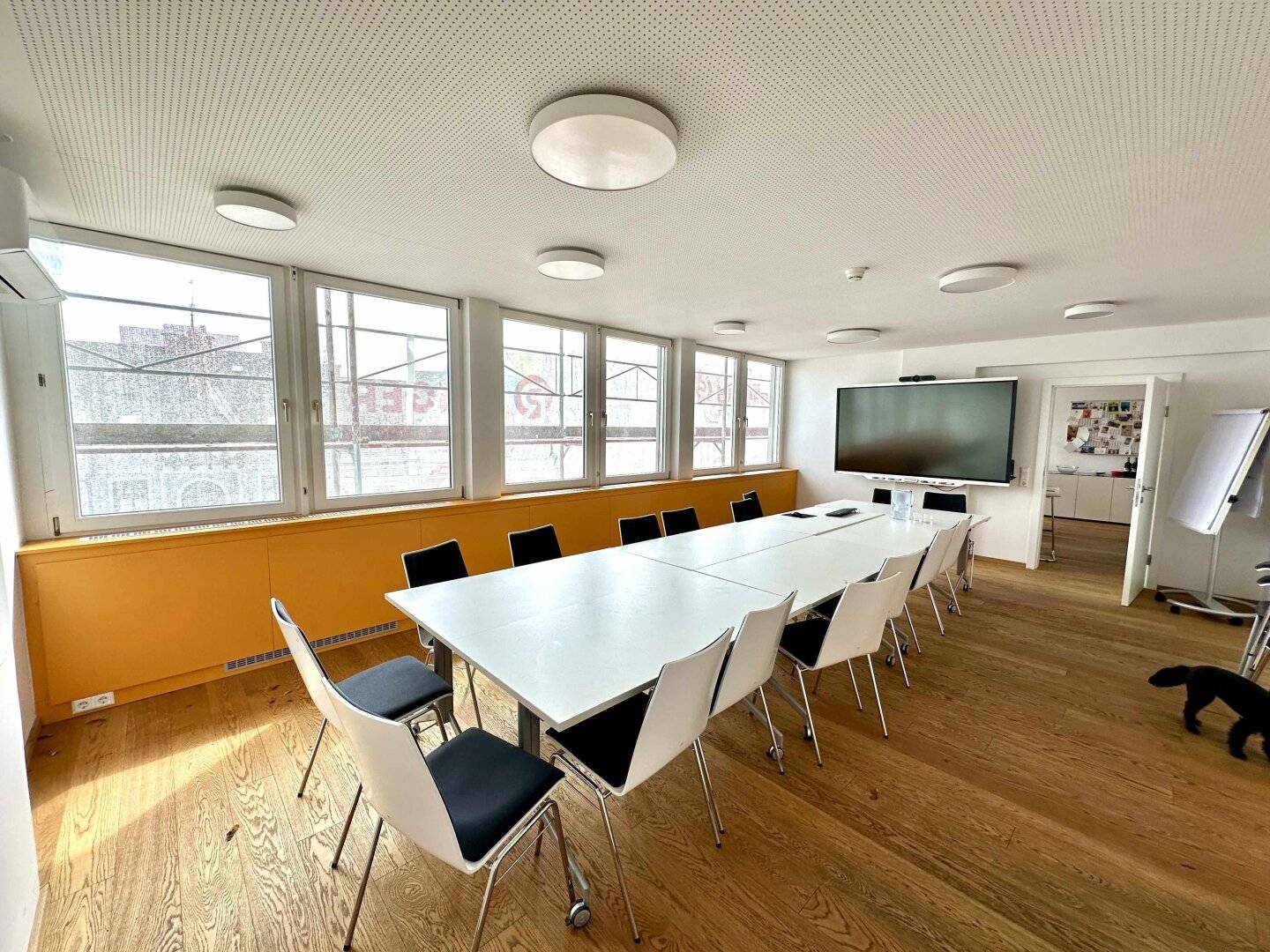 Zentrale und großzügige Büro- oder Praxisfläche direkt am Dietrichsteinplatz – in absoluter Bestlage im Grazer Bezirk Jakomini!