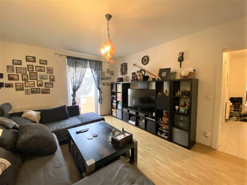 Provisionsfrei - Perfekt aufgeteilte 3-Zimmer-Wohnung mit Balkon und separater Küche in zentraler Stadtlage