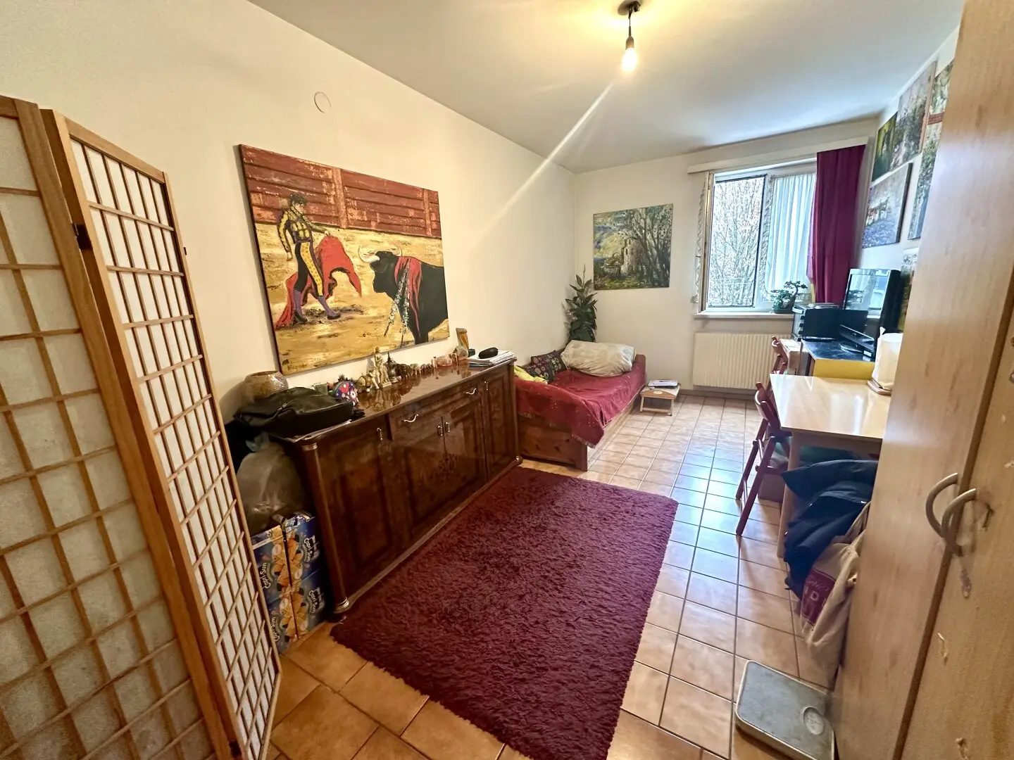 Well laid out two room apartment directly at the Karl-Franzens University on Heinrichstraße, Graz? No trailing punctuation? Original instruction says no trailing punctuation in title and preserve names. We must deliver clean: Let's provide: