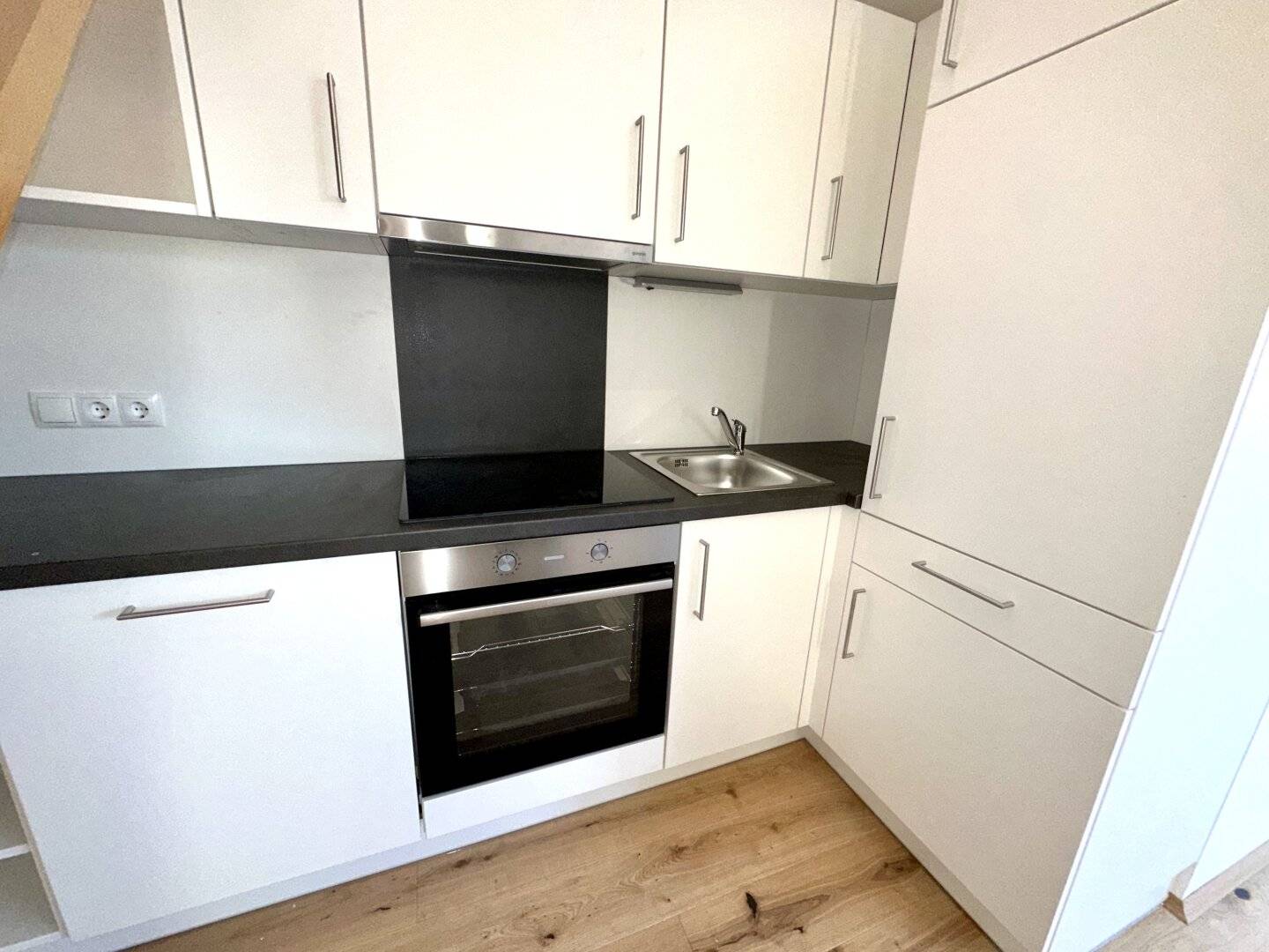 Generalsaniert - Sonnige Maisonette mit Dachterrasse in absoluter Bestlage direkt gegenüber der  Karl-Franzens-Universität