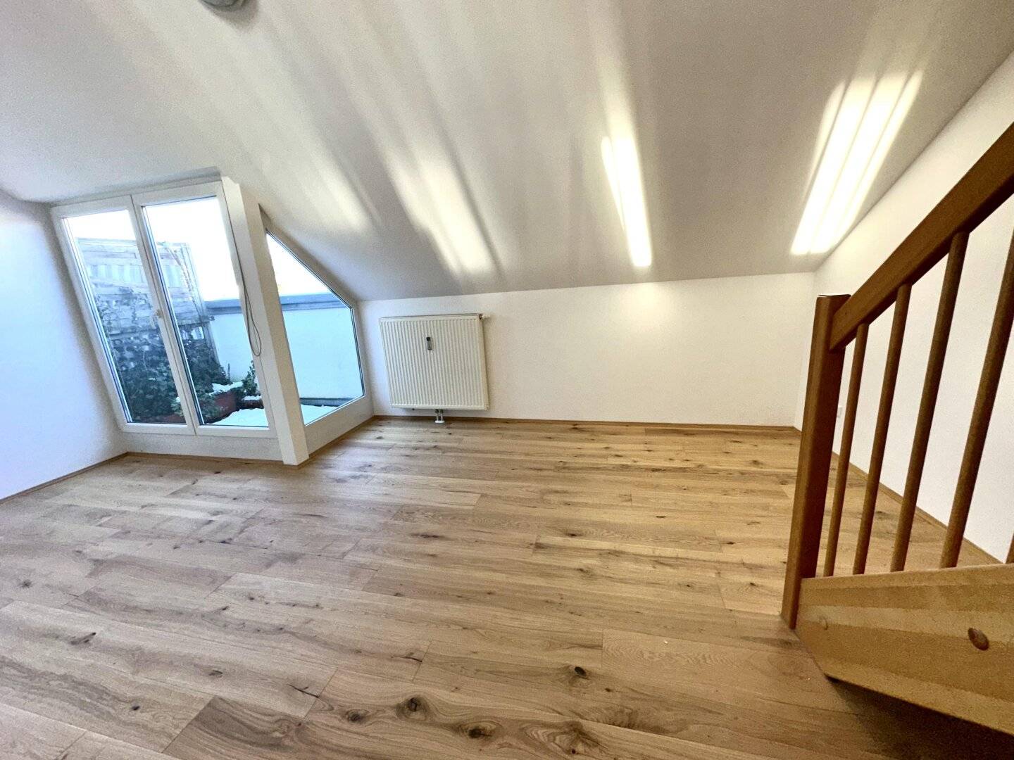 Generalsaniert - Sonnige Maisonette mit Dachterrasse in absoluter Bestlage direkt gegenüber der  Karl-Franzens-Universität