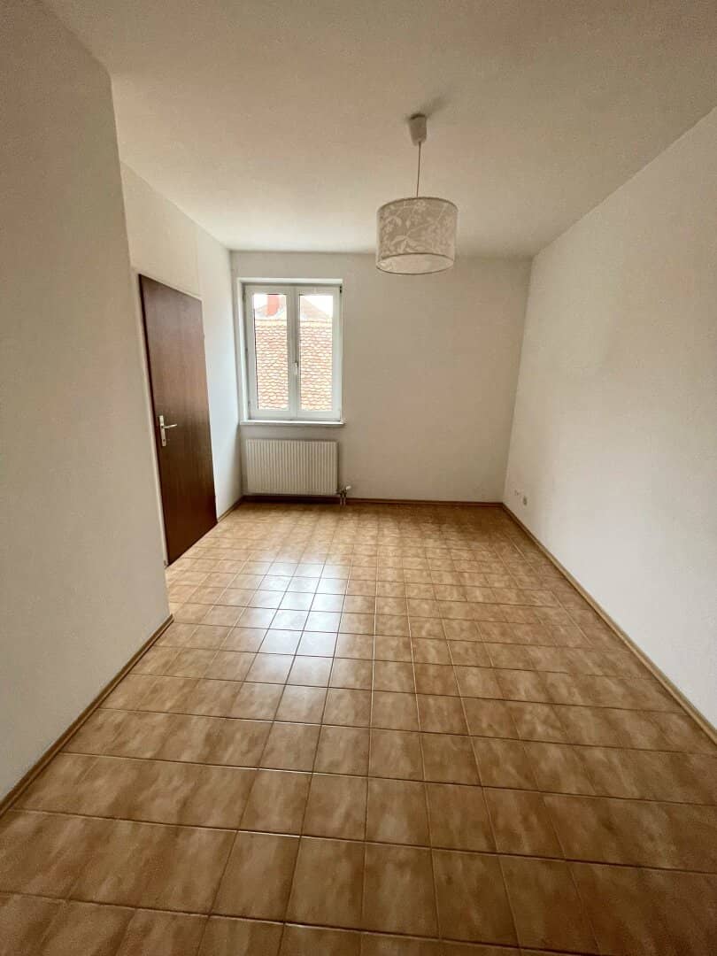 Schön geschnittene 2-Zimmer-Wohnung direkt bei der Karl-Franzens-Universität in der Heinrichstraße