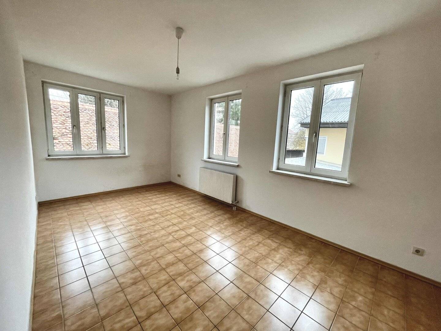 Schön geschnittene 2-Zimmer-Wohnung direkt bei der Karl-Franzens-Universität in der Heinrichstraße