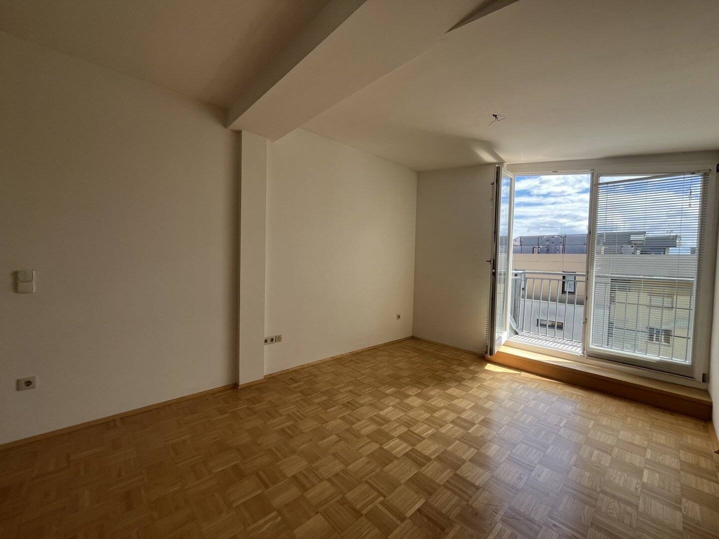 PROVISIONSFREI!  Wohnung mit Top Grundriss in Grazer Innenstadt Lage - 2-Zimmer-Wohnung mit Balkon fünf Gehminuten vom Grazer Hautplatz entfernt