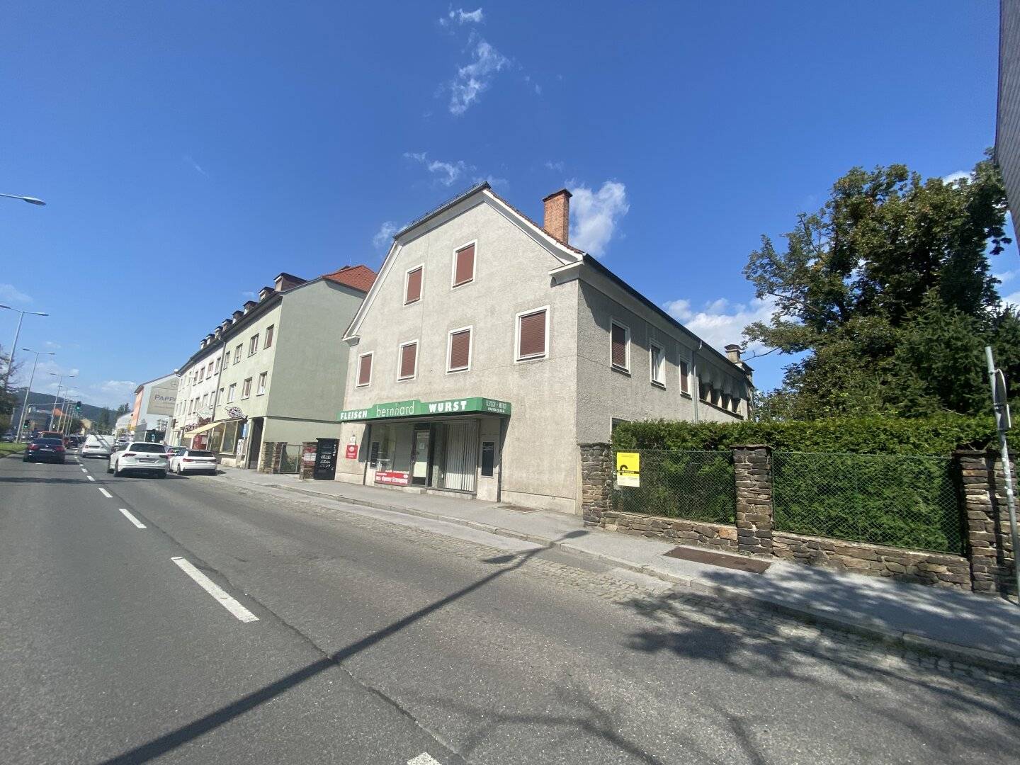 Centrally located commercial space in the centrally frequented Graz district of Gösting