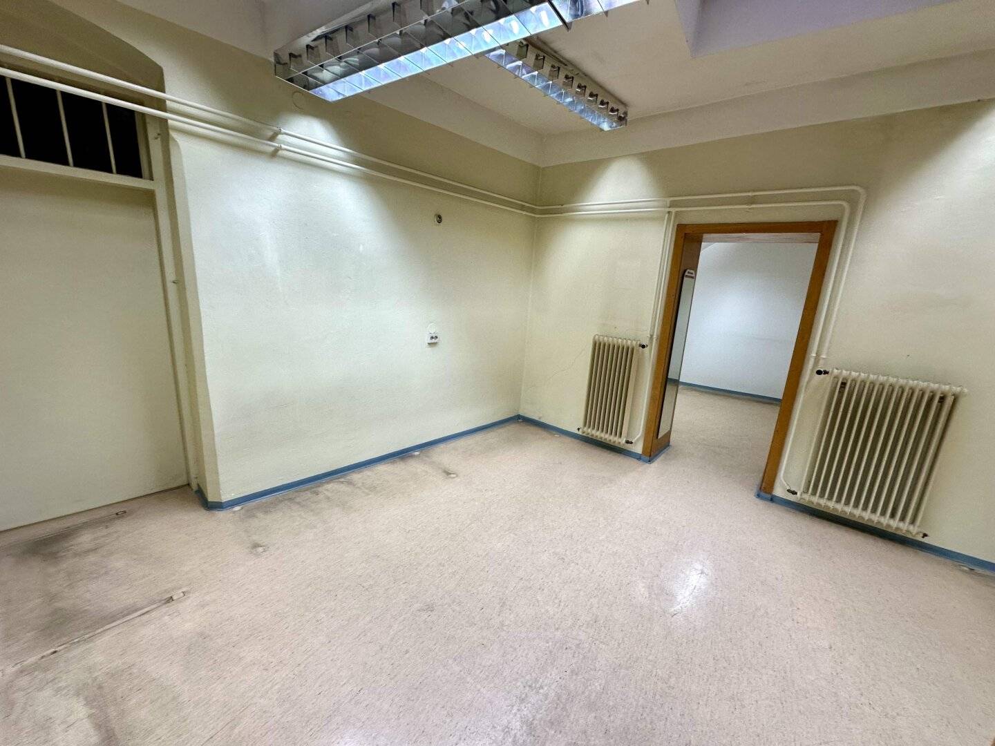 Repräsentative Gewerbefläche in hochfrequentierter Innenstadtlage am Südtiroler Platz