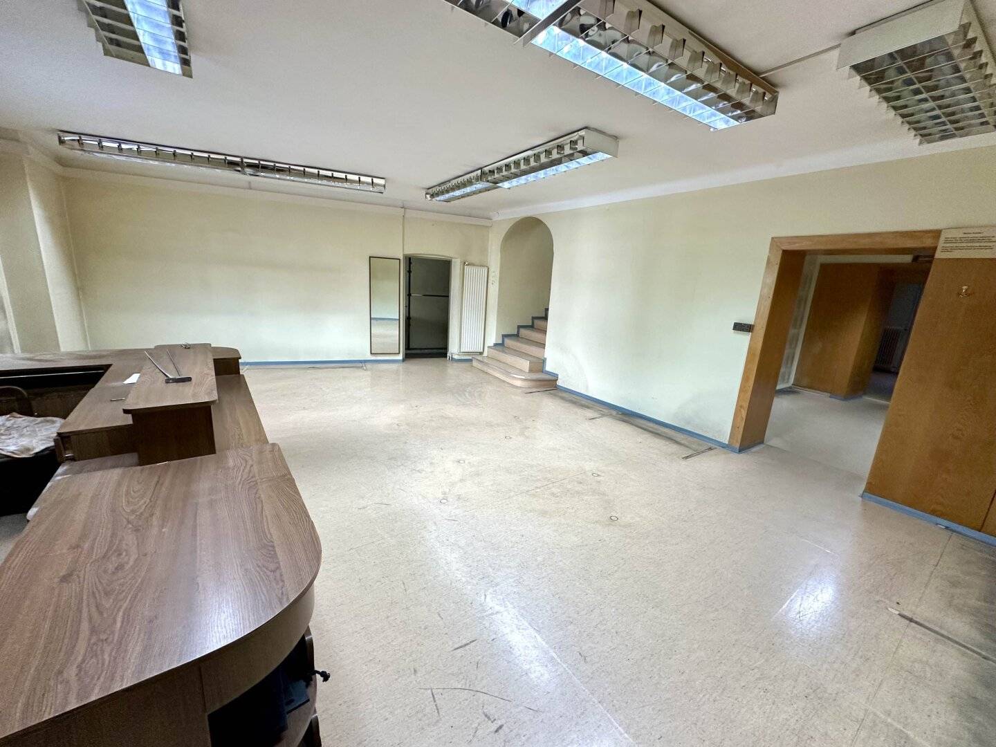 Repräsentative Gewerbefläche in hochfrequentierter Innenstadtlage am Südtiroler Platz
