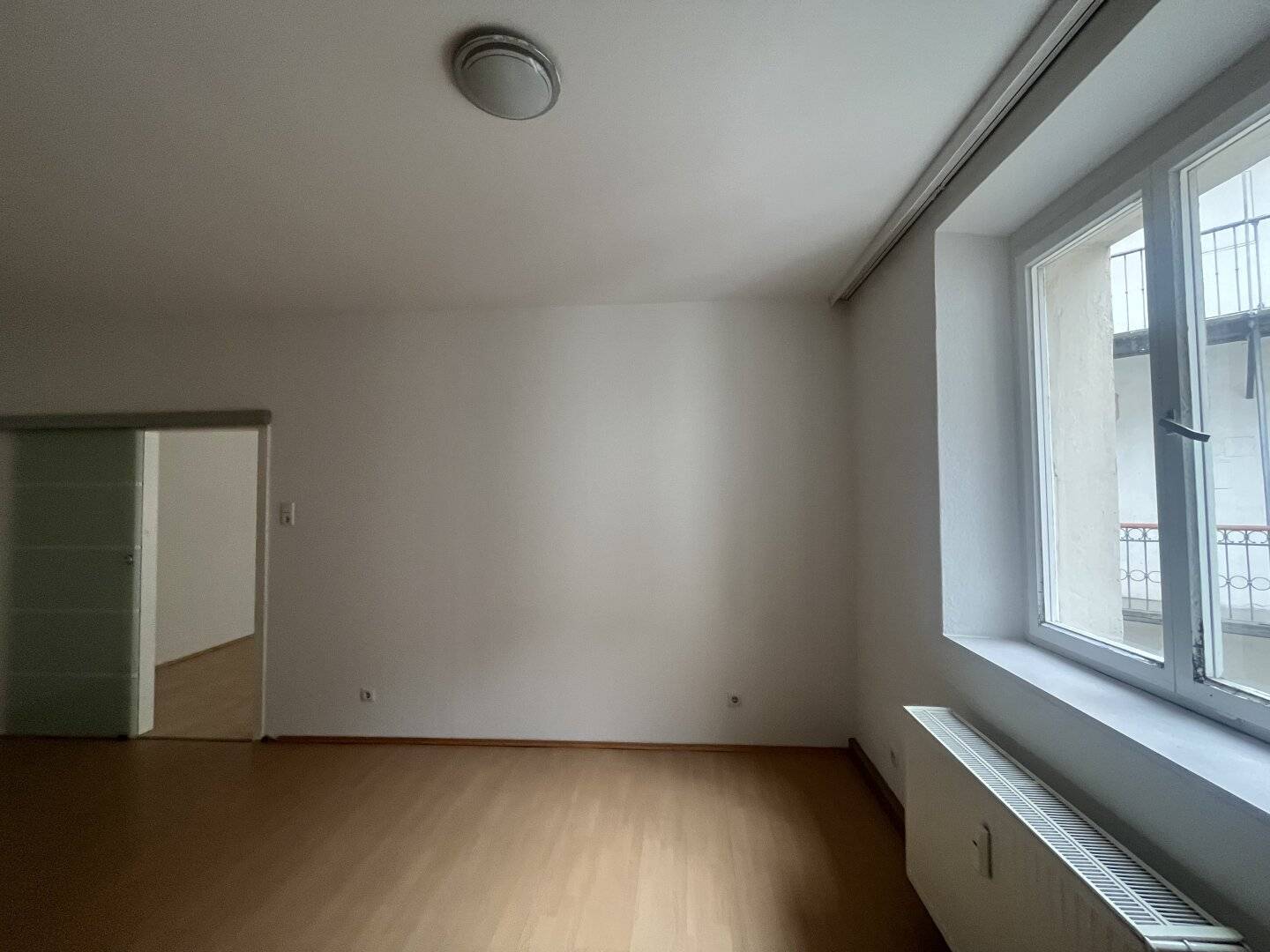Schöne 2-Zimmer-Wohnung mit separater Küche in beliebter und hipper Lage nahe der Innenstadt - Provisionsfrei!
