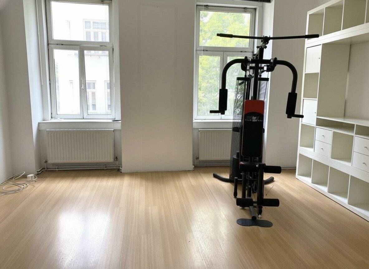 Sunny and stylish period apartment: Prime location near Mariahilferstraße, 3 rooms + kitchen, 2nd floor, U6-Westbahnhof, U3-Zieglergasse