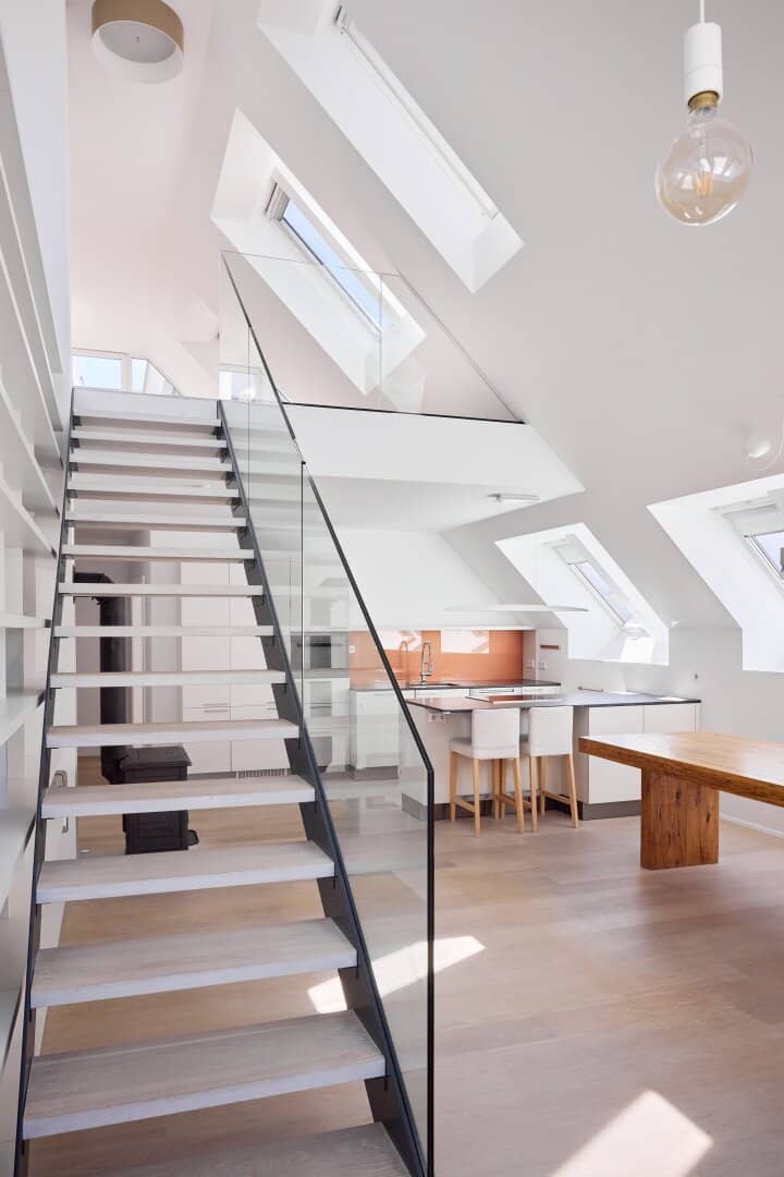 Modern 135 m² roof terrace maisonette